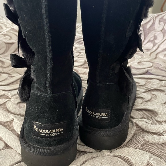 Koolaburra by UGG black boots - Picture 2 of 4